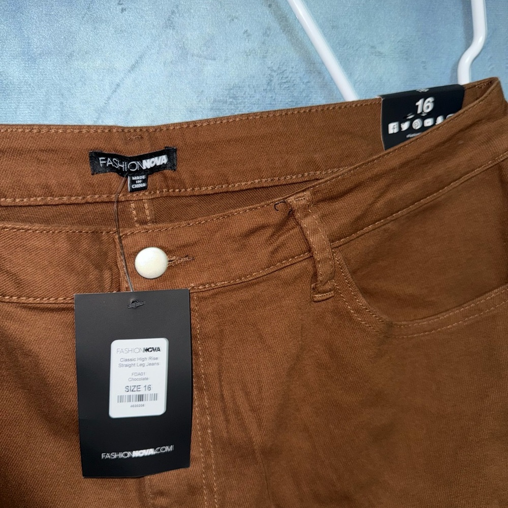 Fashion Nova Men's Tan Chinos
